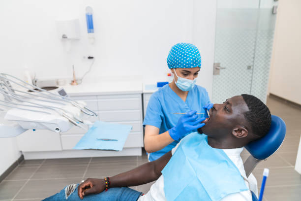 Best Emergency Denture Repair in Holiday Shores, IL